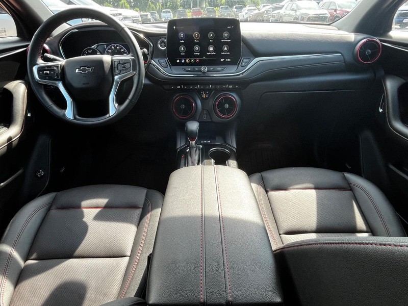 Chevrolet Blazer Vehicle Image 11