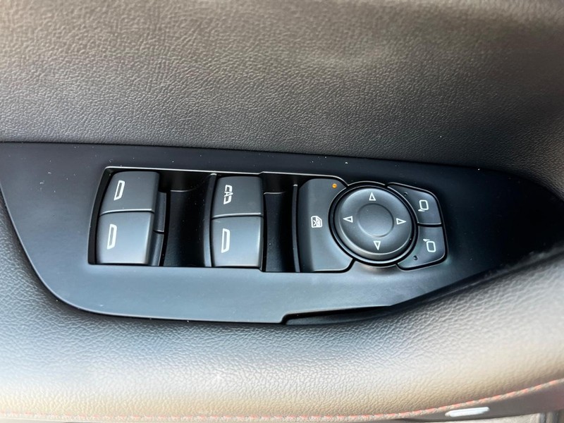 Chevrolet Blazer Vehicle Image 14