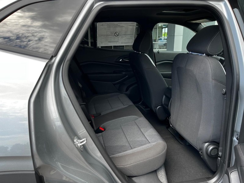 Chevrolet Trax Vehicle Image 04