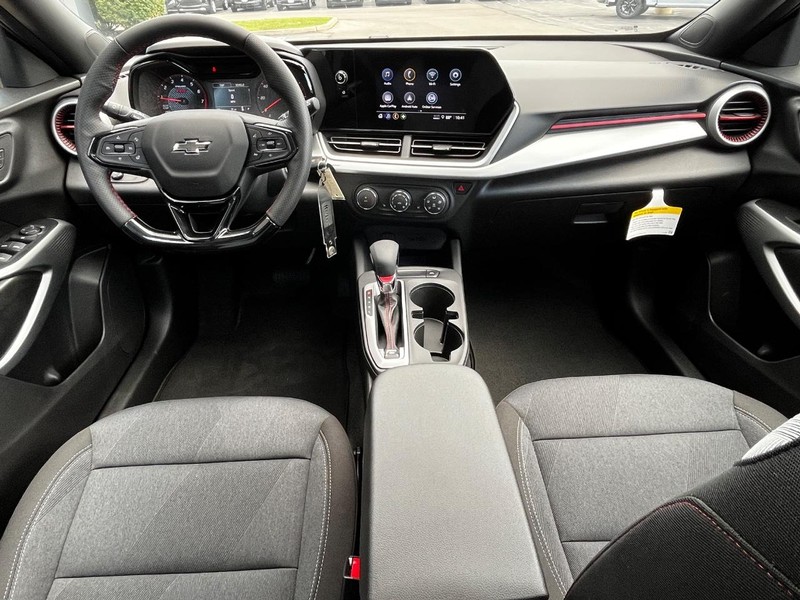 Chevrolet Trax Vehicle Image 06