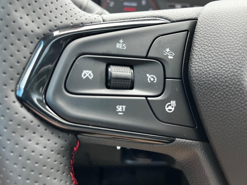 Chevrolet Trax Vehicle Image 11