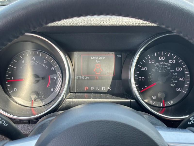 Ford Mustang Vehicle Image 15