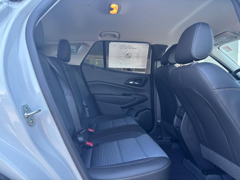 Chevrolet Trax Vehicle Image 05