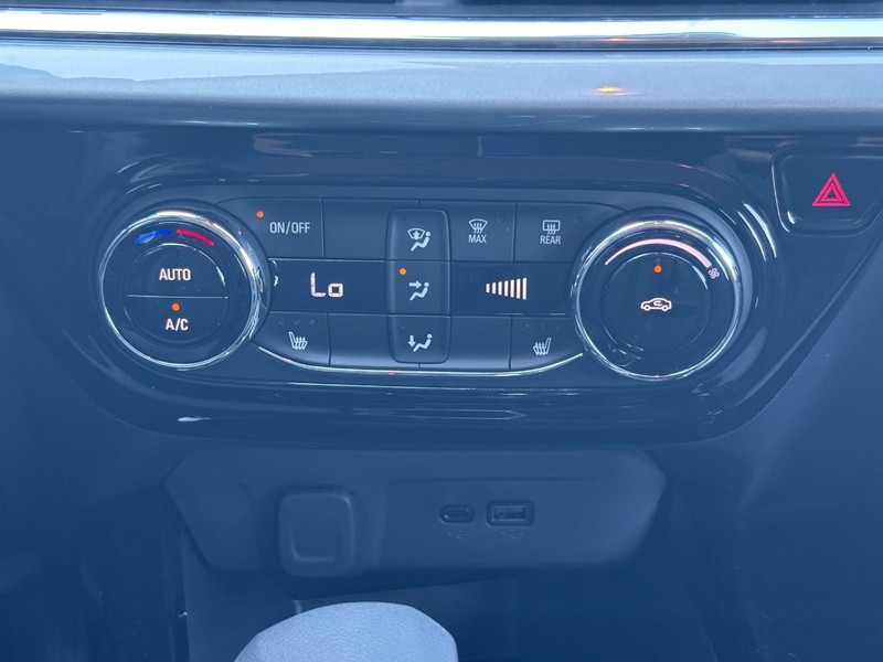 Chevrolet Trax Vehicle Image 09