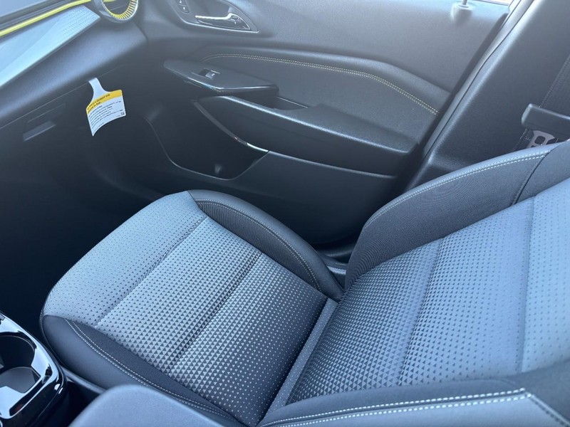 Chevrolet Trax Vehicle Image 10