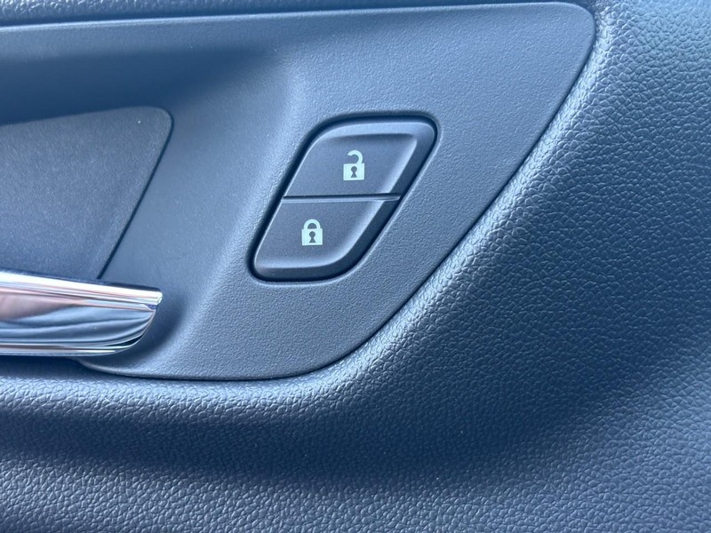 Chevrolet Trax Vehicle Image 19