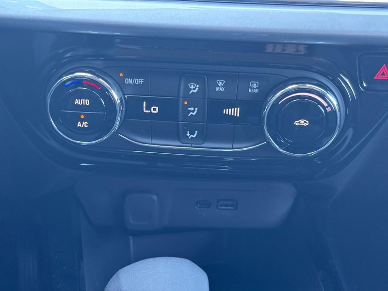 Chevrolet Trax Vehicle Image 09