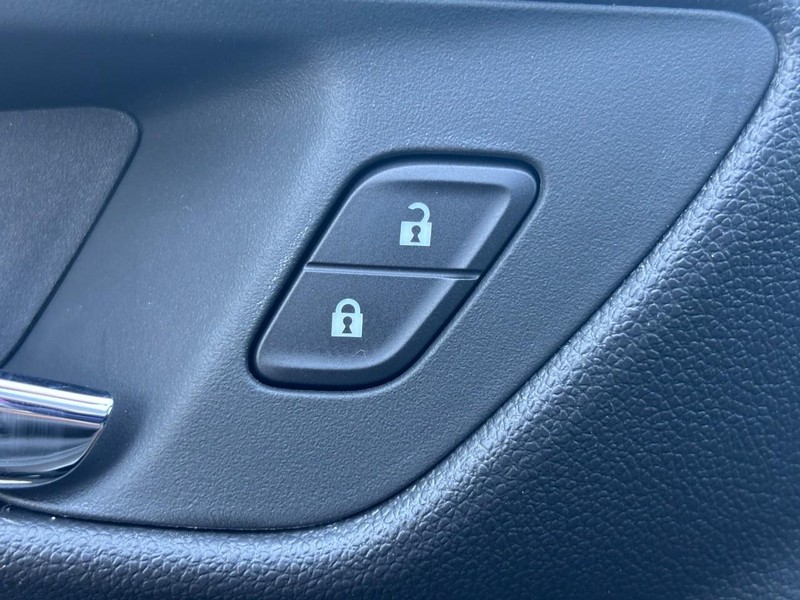 Chevrolet Trax Vehicle Image 19