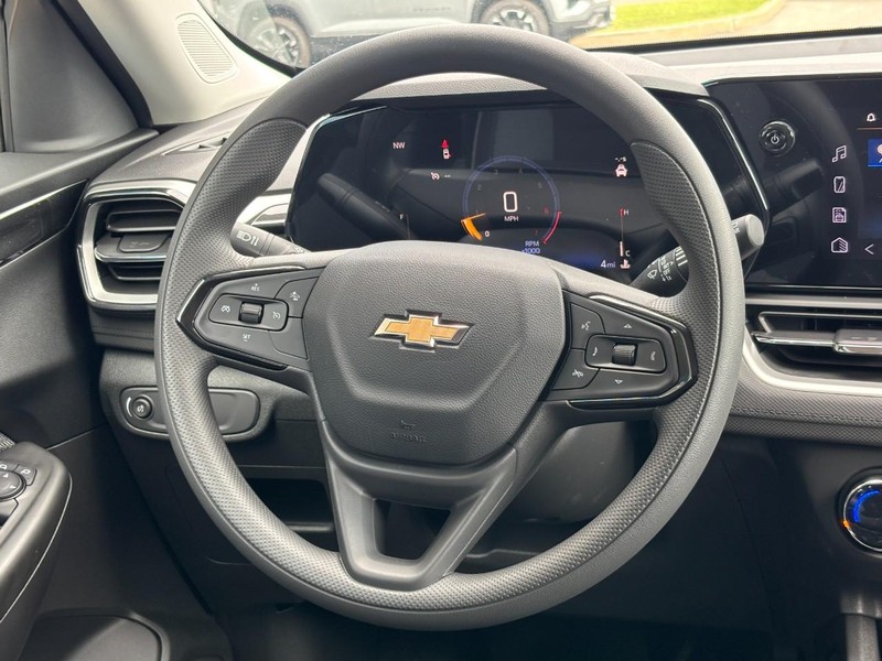 Chevrolet TrailBlazer Vehicle Image 07