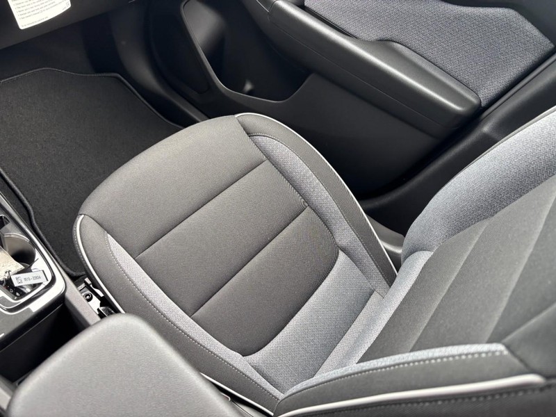 Chevrolet TrailBlazer Vehicle Image 10