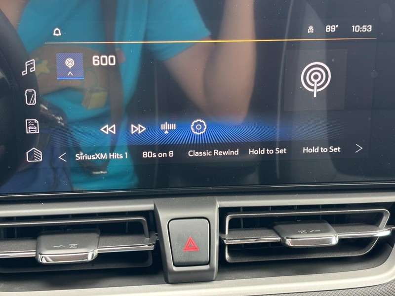Chevrolet TrailBlazer Vehicle Image 15