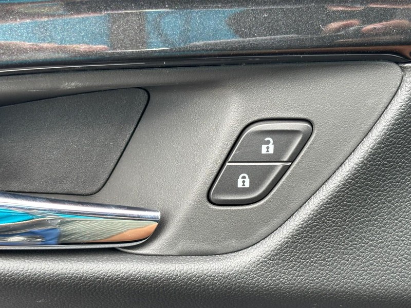 Chevrolet TrailBlazer Vehicle Image 19