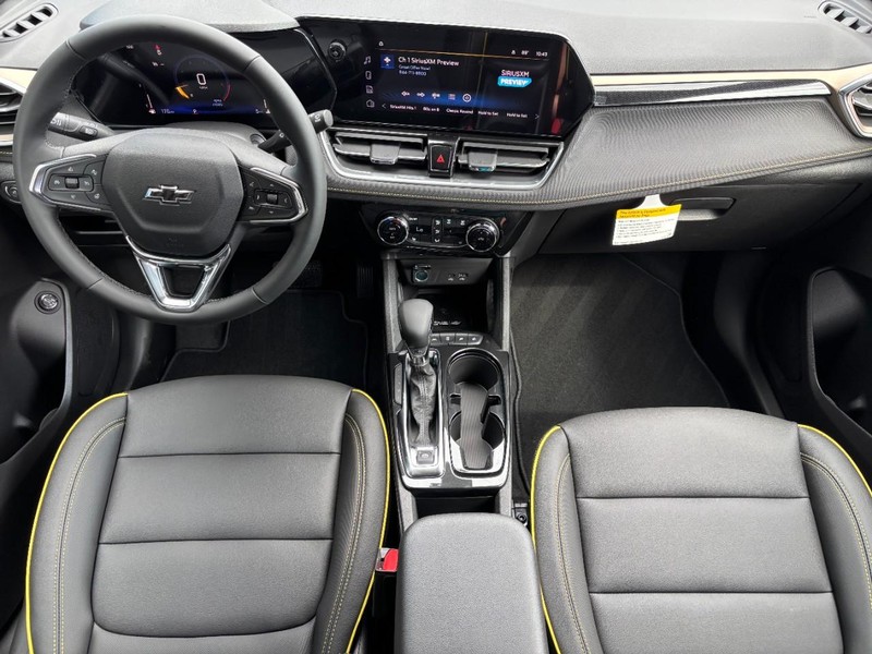 Chevrolet TrailBlazer Vehicle Image 06