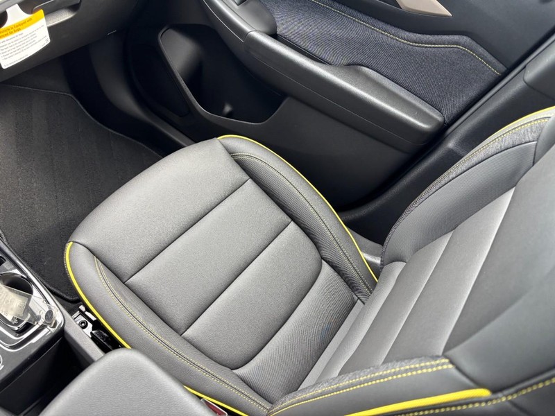 Chevrolet TrailBlazer Vehicle Image 10