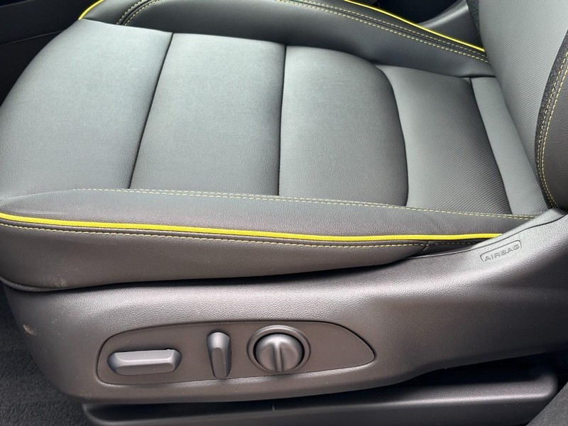 Chevrolet TrailBlazer Vehicle Image 20