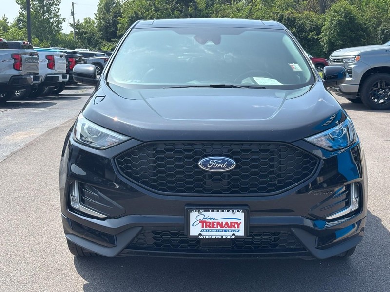 Ford Edge Vehicle Image 09