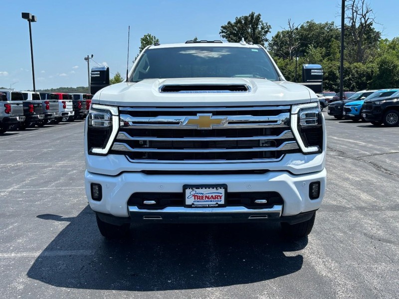Chevrolet Silverado 3500HD Vehicle Image 09