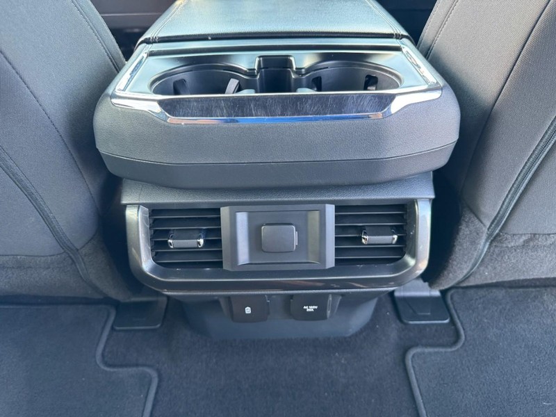 Ford F-150 Vehicle Image 16