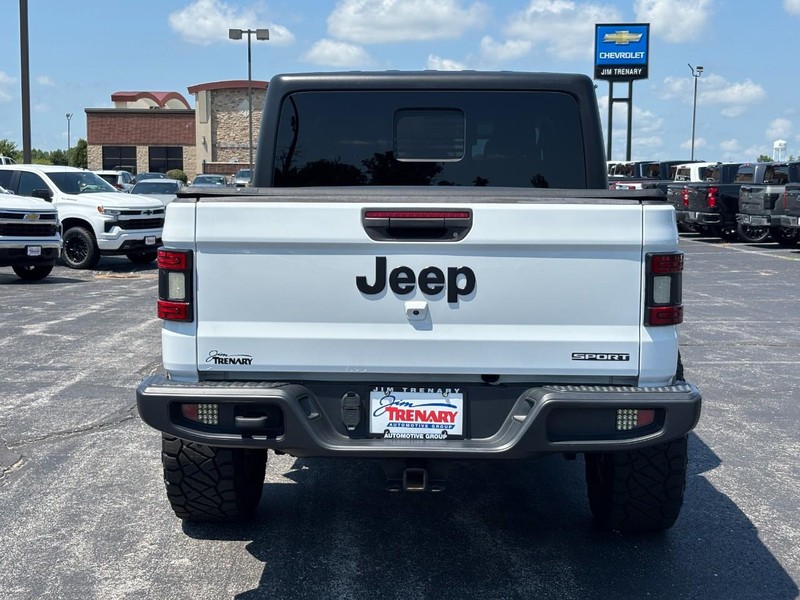 Jeep Gladiator Vehicle Image 05