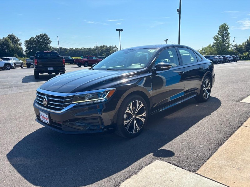 Volkswagen Passat Vehicle Image 08