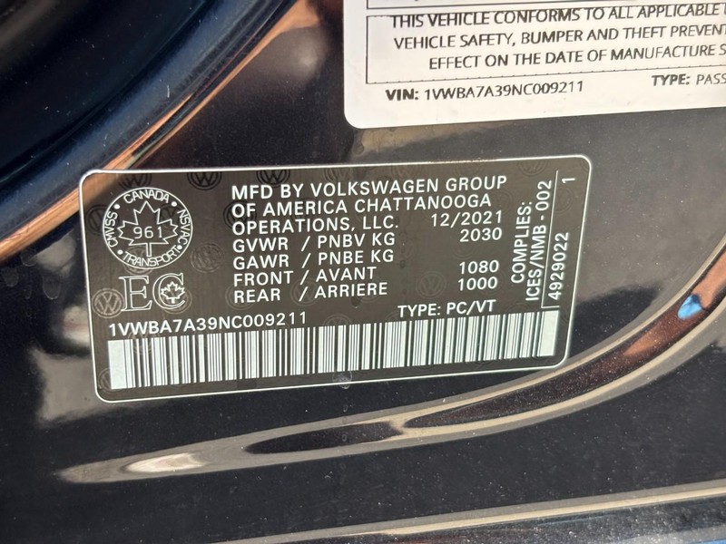 Volkswagen Passat Vehicle Image 27