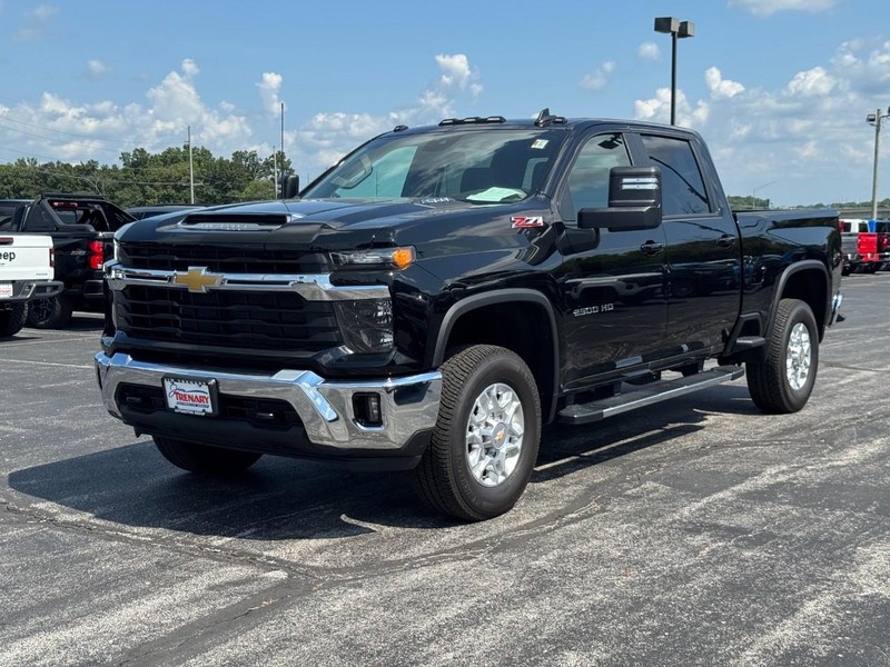 Chevrolet Silverado 2500HD Vehicle Image 08