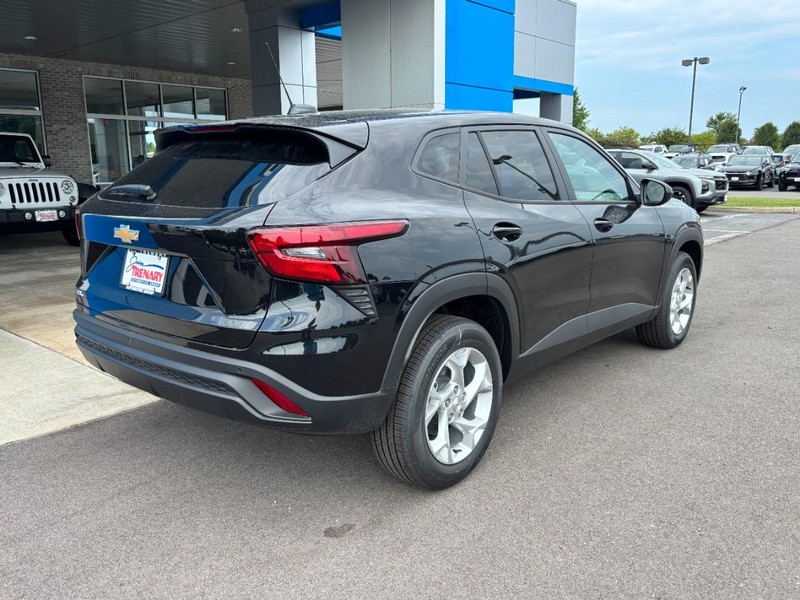 Chevrolet Trax Vehicle Image 03