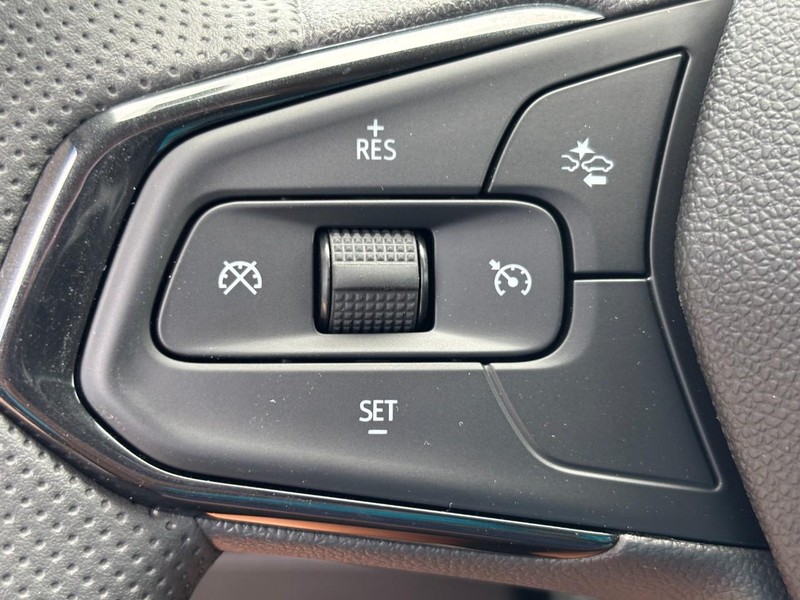 Chevrolet Trax Vehicle Image 12