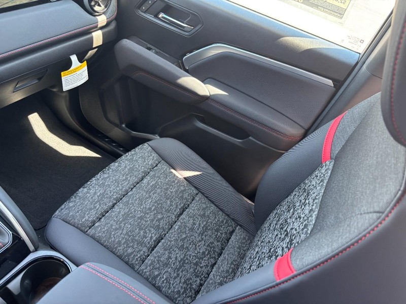 Chevrolet Colorado Vehicle Image 10