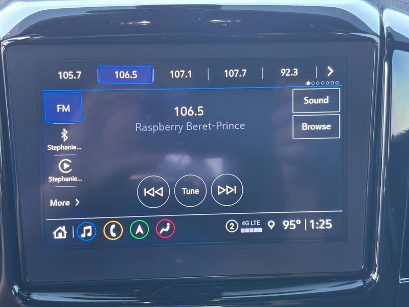 Chevrolet Traverse Vehicle Image 22