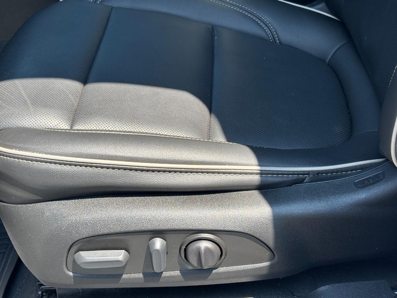 Chevrolet Traverse Vehicle Image 26