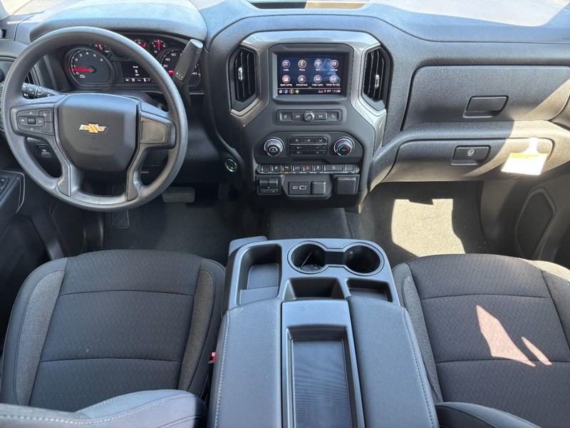Chevrolet Silverado 2500HD Vehicle Image 06