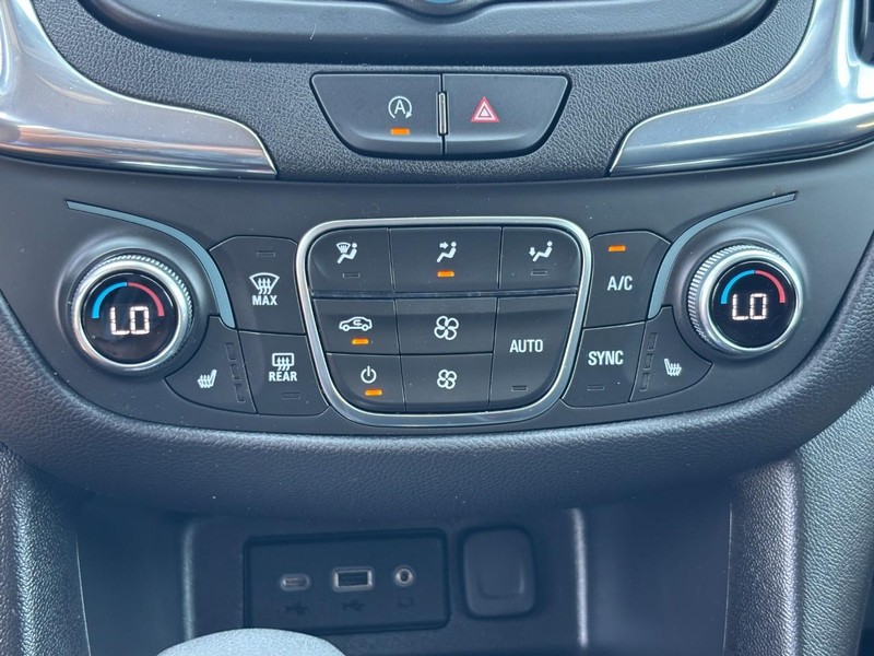 Chevrolet Equinox Vehicle Image 22