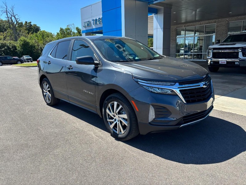 Chevrolet Equinox Vehicle Image 02