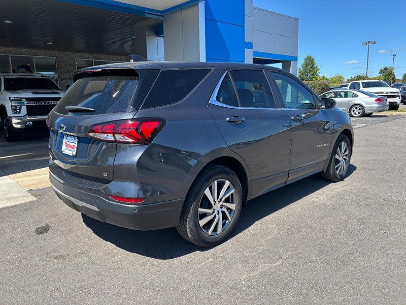 Chevrolet Equinox Vehicle Image 03