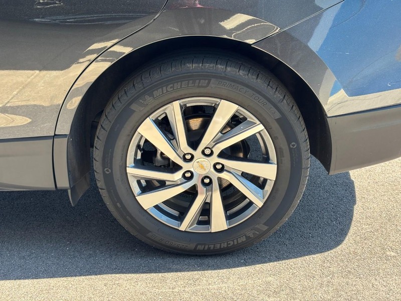 Chevrolet Equinox Vehicle Image 07
