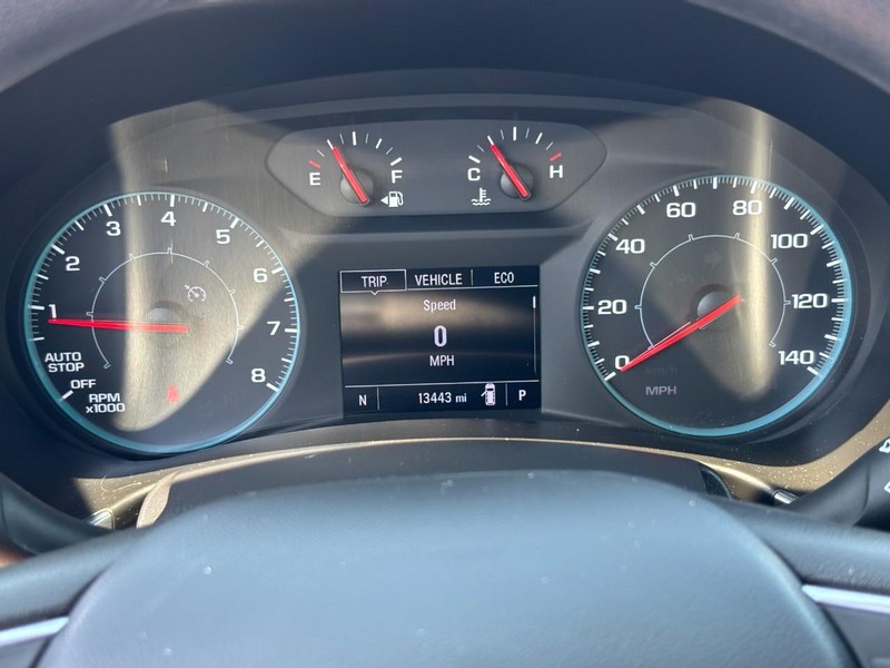 Chevrolet Equinox Vehicle Image 19