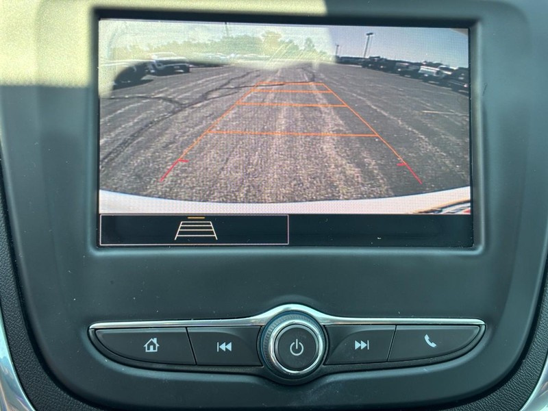 Chevrolet Equinox Vehicle Image 21