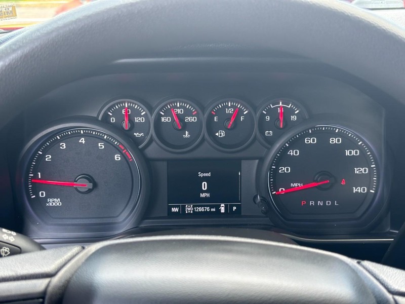 Chevrolet Silverado 1500 Vehicle Image 18