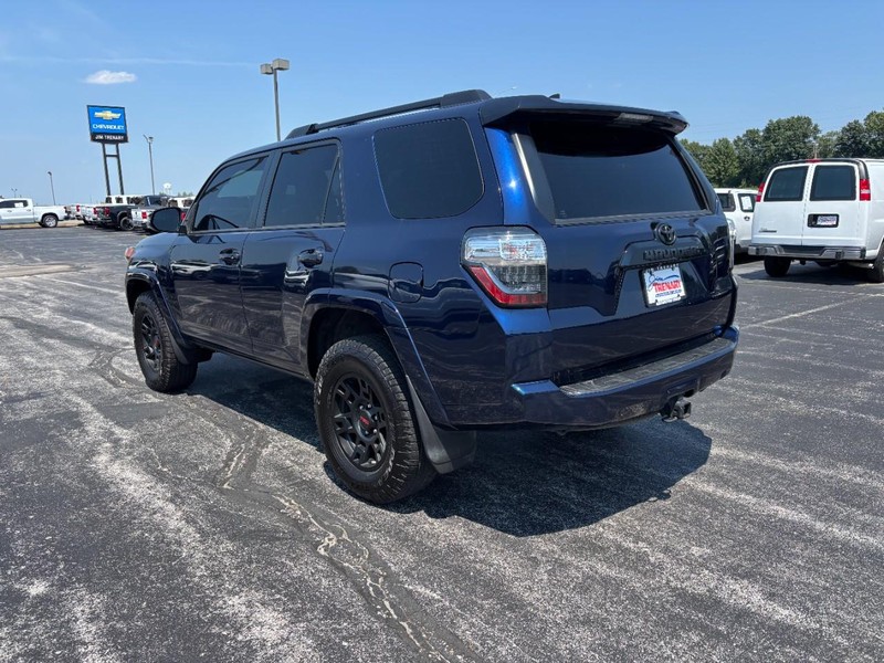 Toyota 4Runner Vehicle Image 06