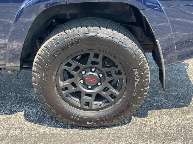 Toyota 4Runner Vehicle Image 07