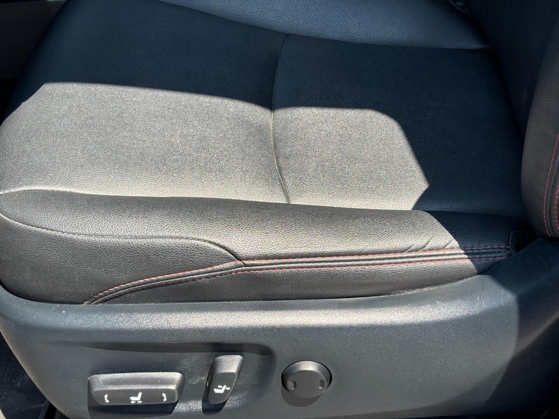 Toyota 4Runner Vehicle Image 25
