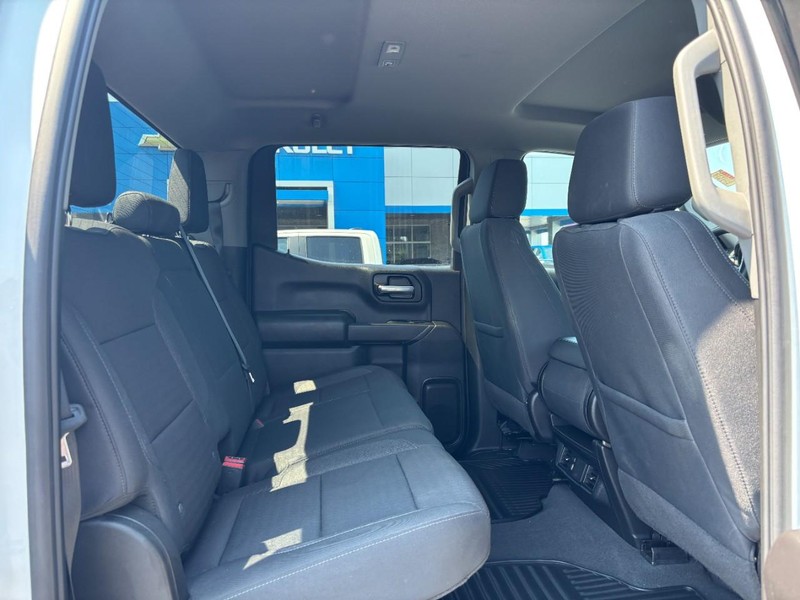 Chevrolet Silverado 1500 Vehicle Image 10