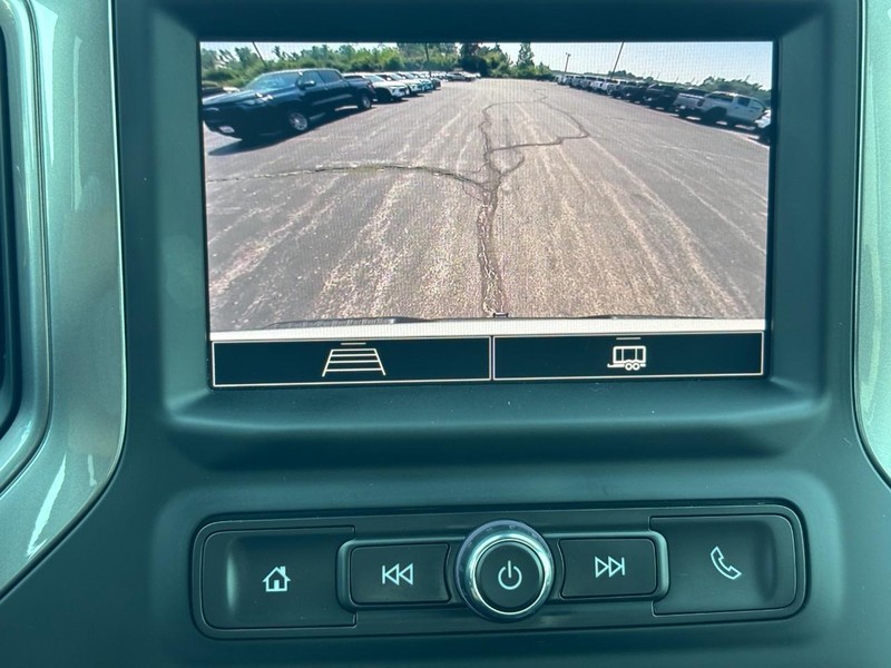 Chevrolet Silverado 1500 Vehicle Image 21