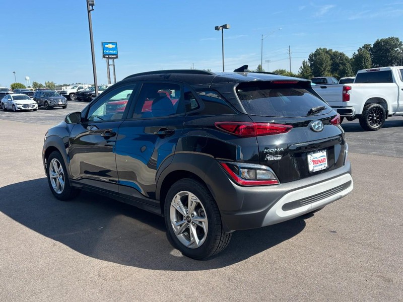 Hyundai Kona Vehicle Image 06