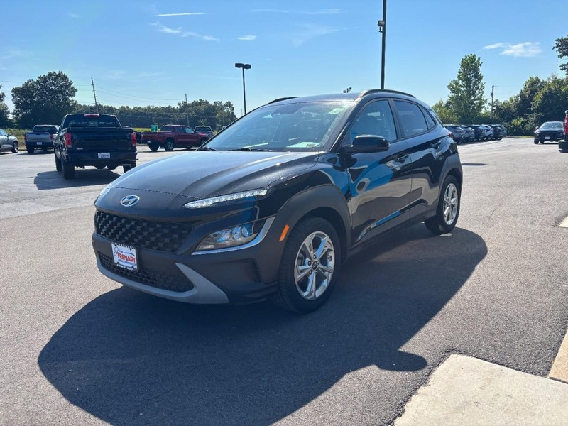 Hyundai Kona Vehicle Image 08