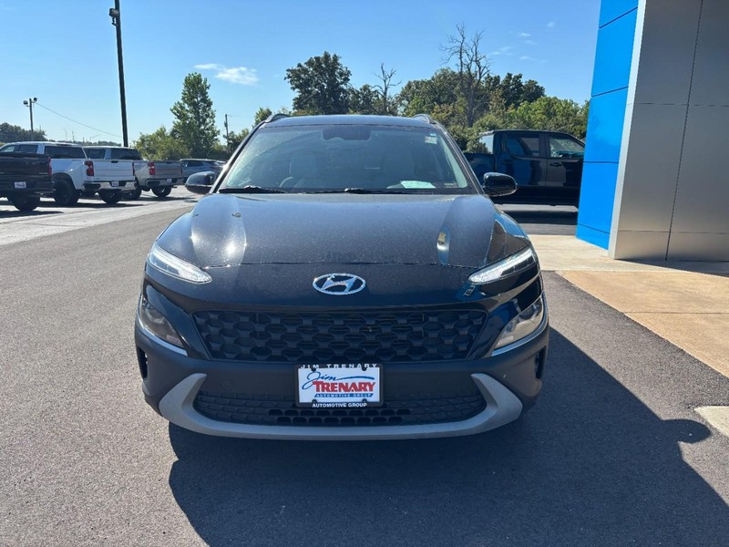 Hyundai Kona Vehicle Image 09