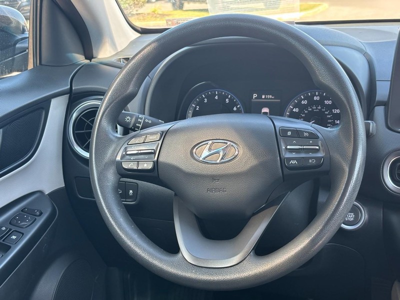 Hyundai Kona Vehicle Image 12