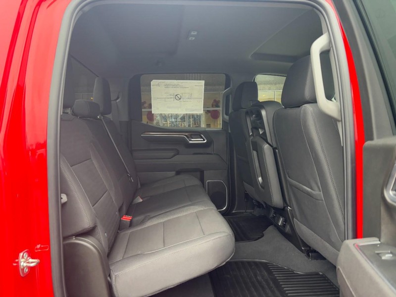 Chevrolet Silverado 1500 Vehicle Image 05