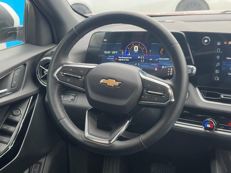 Chevrolet Equinox Vehicle Image 07